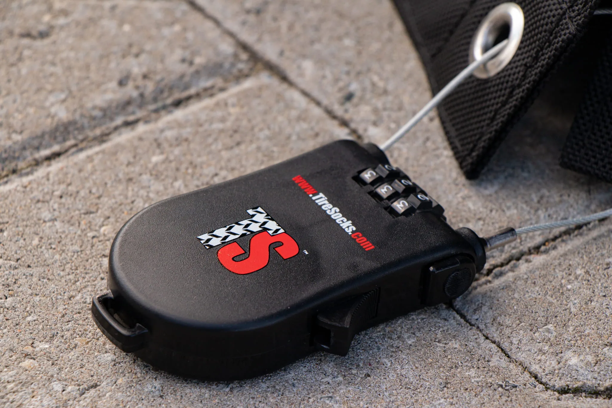 AerialJackets – protective covers for aerial work platforms